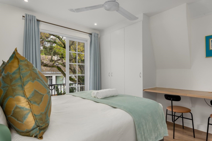 2 Bedroom Property for Sale in Gardens Western Cape